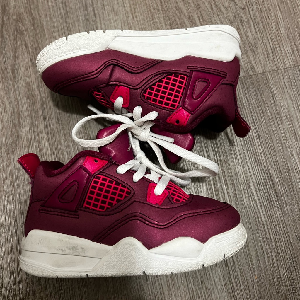 Jordan 4 Valentines Sz 7c